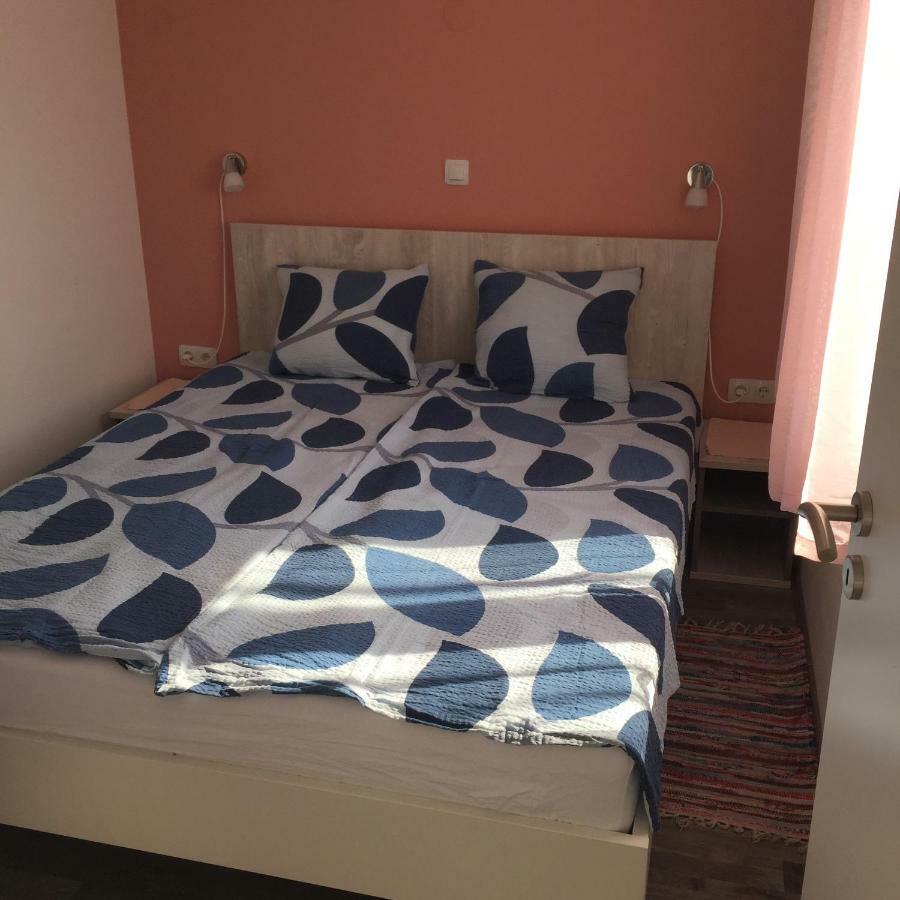 Apartmani Verica Karlobag Eksteriør bilde