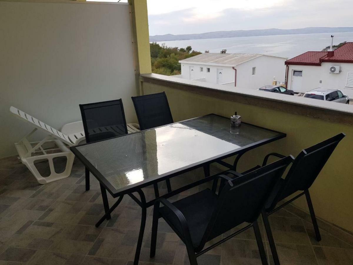 Apartmani Verica Karlobag Eksteriør bilde